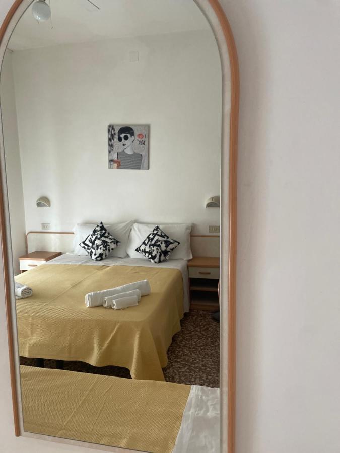 Hotel Alex Rimini Exteriér fotografie